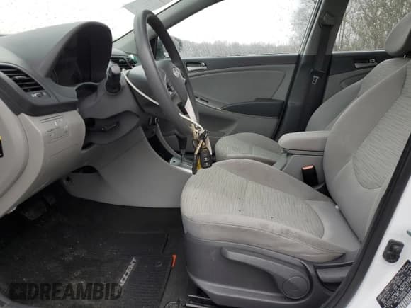 ✅ 2016 Hyundai Accent SE • VIN: KMHCT4AE9GU161712 • Лот: 45403174. Опубликован ранее на Copart с пробегом 59 543 миль. Бесплатный доступ к архиву аукционных продаж из США и подробный отчёт об истории автомобиля на DreamBid. Изображение 7.