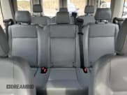 ✅ 2015 Ford Transit XL • VIN: 1FMZK1CM2FKB31879 • Lot: 77944234. Wystawiony na Copart z przebiegiem 159 210 mil. Bezpłatny archiwum sprzedaży aukcyjnych z USA i szczegółowy raport historii pojazdu na DreamBid. Zdjęcie 10.