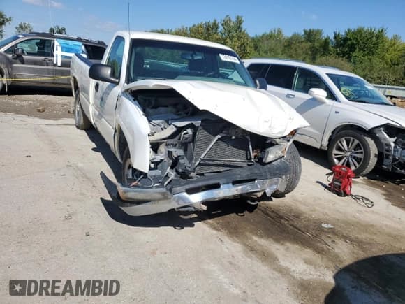 ✅ 2004 Chevrolet Silverado 1500 Work Truck • VIN: 1GCEC14X44Z164489 • Лот: 73210744. Опубликован ранее на Copart с пробегом Не указан. Бесплатный доступ к архиву аукционных продаж из США и подробный отчёт об истории автомобиля на DreamBid. Изображение 5.