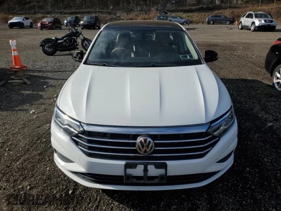 ✅ 2019 Volkswagen Jetta S • VIN: 3VWC57BU4KM144851 • Lot: 93209735. Listed on Copart with 106,789 mi. Free auction sales archive from the USA and detailed vehicle history report at DreamBid. Image 5.