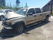 ✅ 2004 GMC Sierra 2500HD • VIN: 1GTHK23124F138414 • Lot: 42367150. Listed on IAAI with 261,121 mi. Free auction sales archive from the USA and detailed vehicle history report at DreamBid. Image 2.