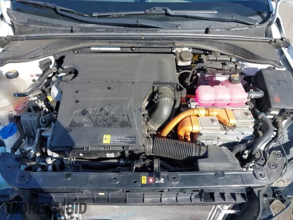 ✅ 2020 Hyundai Ioniq SE • VIN: KMHC75LC3LU235853 • Lot: 42131369. Wystawiony na IAAI z przebiegiem 93 441 mil. Bezpłatny archiwum sprzedaży aukcyjnych z USA i szczegółowy raport historii pojazdu na DreamBid. Zdjęcie 10.