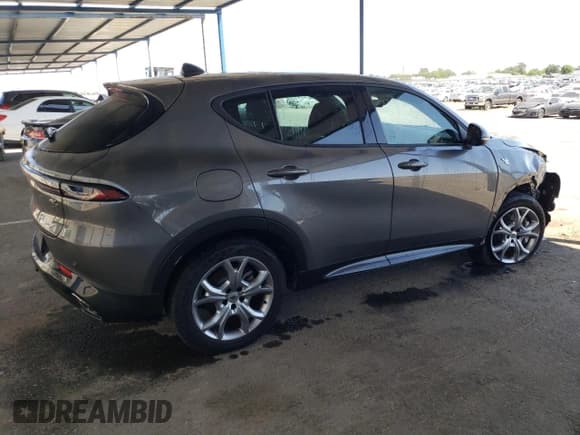 ✅ 2024 Dodge Hornet R/T • VIN: ZACPDFCW3R3A30467 • Lot: 56575535. Listed on Copart with 14,861 mi. Free auction sales archive from the USA and detailed vehicle history report at DreamBid. Image 3.