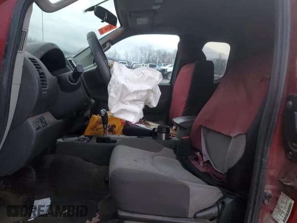 ✅ 2012 Suzuki Equator Sport • VIN: 5Z61D0CW1CC411436 • Lot: 85764664. Wystawiony na Copart z przebiegiem 94 291 mil. Bezpłatny archiwum sprzedaży aukcyjnych z USA i szczegółowy raport historii pojazdu na DreamBid. Zdjęcie 7.