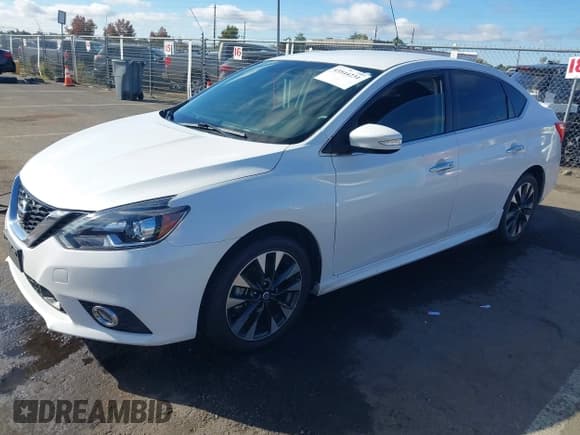 ✅ 2019 Nissan Sentra S • VIN: 3N1AB7AP2KY408725 • Lot: 43544231. Wystawiony na IAAI z przebiegiem 39 426 mil. Bezpłatny archiwum sprzedaży aukcyjnych z USA i szczegółowy raport historii pojazdu na DreamBid. Zdjęcie 2.