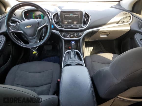 ✅ 2017 Chevrolet Volt LT • VIN: 1G1RC6S51HU196330 • Lot: 67930703. Wystawiony na Copart z przebiegiem 93 045 mil. Bezpłatny archiwum sprzedaży aukcyjnych z USA i szczegółowy raport historii pojazdu na DreamBid. Zdjęcie 8.