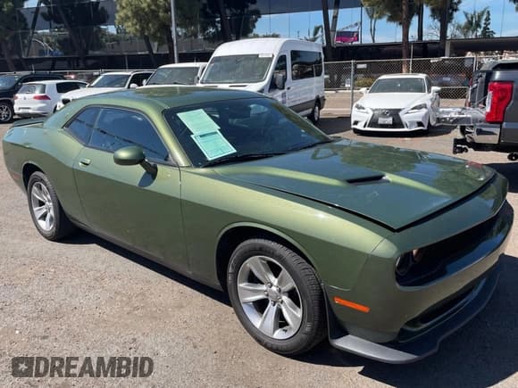 ✅ 2020 Dodge Challenger SXT • VIN: 2C3CDZAG1LH222441 • Lot: 44168273. Wystawiony na Copart z przebiegiem 54 335 mil. Bezpłatny archiwum sprzedaży aukcyjnych z USA i szczegółowy raport historii pojazdu na DreamBid. Zdjęcie 1.