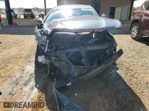 ✅ 2012 Hyundai Sonata GLS • VIN: 5NPEB4AC4CH494953 • Lot: 74352994. Listed on Copart with 195,860 mi. Free auction sales archive from the USA and detailed vehicle history report at DreamBid. Image 5.