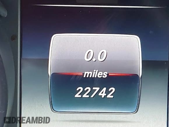 ✅ 2019 Mercedes-Benz GLC 300 • VIN: WDC0G4JB7KF600401 • Lot: 42246737. Listed on IAAI with 22,742 mi. Free auction sales archive from the USA and detailed vehicle history report at DreamBid. Image 15.