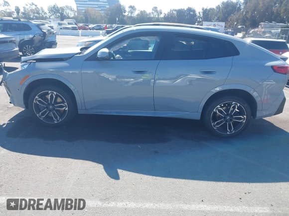 ✅ 2024 BMW X2 xDrive28i • VIN: WBX63GM0XR5Y51813 • Lot: 41667257. Listed on IAAI with 6,406 mi. Free auction sales archive from the USA and detailed vehicle history report at DreamBid. Image 13.