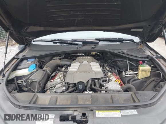 ✅ 2015 Audi Q7 Premium Plus • VIN: WA1LGAFEXFD013108 • Lot: 42916933. Listed on IAAI with 106,607 mi. Free auction sales archive from the USA and detailed vehicle history report at DreamBid. Image 10.