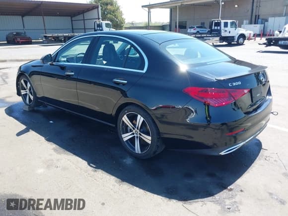 ✅ 2022 Mercedes-Benz C 300 • VIN: W1KAF4HB4NR011074 • Lot: 42077950. Wystawiony na IAAI z przebiegiem 16 438 mil. Bezpłatny archiwum sprzedaży aukcyjnych z USA i szczegółowy raport historii pojazdu na DreamBid. Zdjęcie 3.