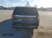 ✅ 2021 Chevrolet Suburban LT • VIN: 1GNSCCKD0MR245049 • Lot: 80043854. Wystawiony na Copart z przebiegiem 178 085 mil. Bezpłatny archiwum sprzedaży aukcyjnych z USA i szczegółowy raport historii pojazdu na DreamBid. Zdjęcie 6.