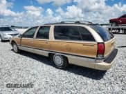 ✅ 1996 Buick Roadmaster Estate Collectors Edition • VIN: 1G4BR82P3TR415414 • Lot: 67954115. Wystawiony na Copart z przebiegiem 57 516 mil. Bezpłatny archiwum sprzedaży aukcyjnych z USA i szczegółowy raport historii pojazdu na DreamBid. Zdjęcie 2.