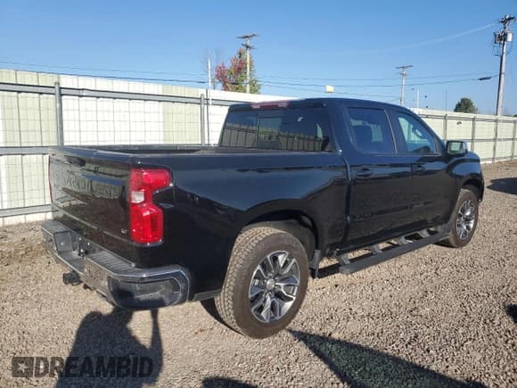 ✅ 2025 Chevrolet Silverado 1500 • VIN: 3GCUKDE86SG208013 • Лот: 81383525. Опубликован ранее на Copart с пробегом 7 423 миль. Бесплатный доступ к архиву аукционных продаж из США и подробный отчёт об истории автомобиля на DreamBid. Изображение 3.