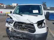 ✅ 2019 Ford Transit • VIN: 1FTYR2YM2KKA85216 • Lot: 42207747. Wystawiony na IAAI z przebiegiem 106 304 mil. Bezpłatny archiwum sprzedaży aukcyjnych z USA i szczegółowy raport historii pojazdu na DreamBid. Zdjęcie 13.