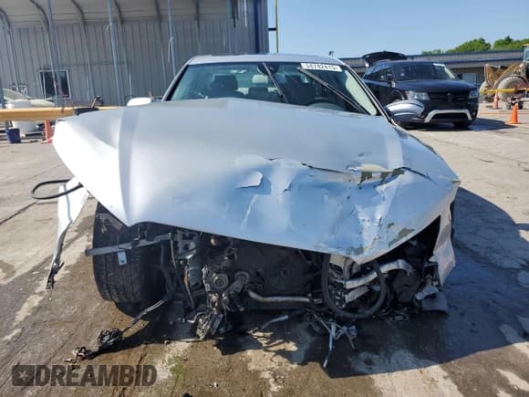 ✅ 2011 Audi A8 • VIN: WAUAVAFD7BN026927 • Lot: 54742415. Listed on Copart with 120,357 mi. Free auction sales archive from the USA and detailed vehicle history report at DreamBid. Image 5.