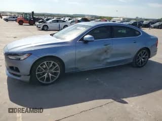 ✅ 2019 Volvo S90 Momentum • VIN: LVY102MK9KP080090 • Lot: 60984564. Wystawiony na Copart z przebiegiem 57 148 mil. Bezpłatny archiwum sprzedaży aukcyjnych z USA i szczegółowy raport historii pojazdu na DreamBid. Zdjęcie 1.