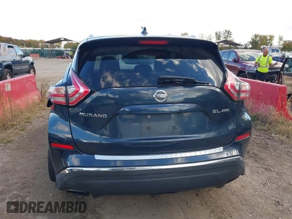 ✅ 2018 Nissan Murano SV • VIN: 5N1AZ2MH9JN137296 • Lot: 43513465. Listed on IAAI with 106,631 mi. Free auction sales archive from the USA and detailed vehicle history report at DreamBid. Image 16.