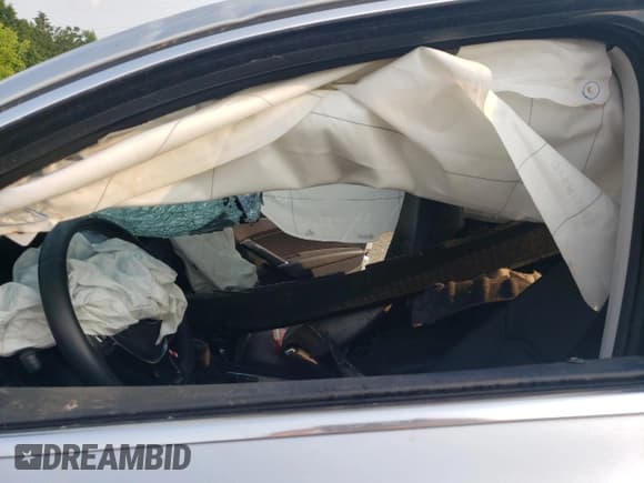 ✅ 2021 Volkswagen Passat SE • VIN: 1VWBA7A31MC010061 • Lot: 62319875. Listed on Copart with Not provided. Free auction sales archive from the USA and detailed vehicle history report at DreamBid. Image 7.