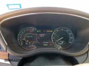 ✅ 2018 Lincoln MKC Select • VIN: 5LMCJ2C90JUL33236 • Lot: 81488365. Wystawiony na Copart z przebiegiem 61 734 mil. Bezpłatny archiwum sprzedaży aukcyjnych z USA i szczegółowy raport historii pojazdu na DreamBid. Zdjęcie 9.