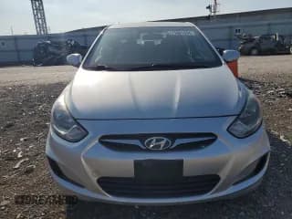 ✅ 2013 Hyundai Accent GLS • VIN: KMHCT4AE0DU313596 • Lot: 71081094. Wystawiony na Copart z przebiegiem 172 911 mil. Bezpłatny archiwum sprzedaży aukcyjnych z USA i szczegółowy raport historii pojazdu na DreamBid. Zdjęcie 5.