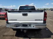 ✅ 2005 Chevrolet Silverado 1500 Z71 • VIN: 1GCEK19Z75Z266321 • Лот: 61169644. Опубликован ранее на Copart с пробегом 141 224 миль. Бесплатный доступ к архиву аукционных продаж из США и подробный отчёт об истории автомобиля на DreamBid. Изображение 6.