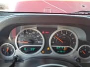 ✅ 2008 Jeep Wrangler Rubicon • VIN: 1J4GA64198L500857 • Lot: 91066625. Wystawiony na Copart z przebiegiem 143 337 mil. Bezpłatny archiwum sprzedaży aukcyjnych z USA i szczegółowy raport historii pojazdu na DreamBid. Zdjęcie 9.