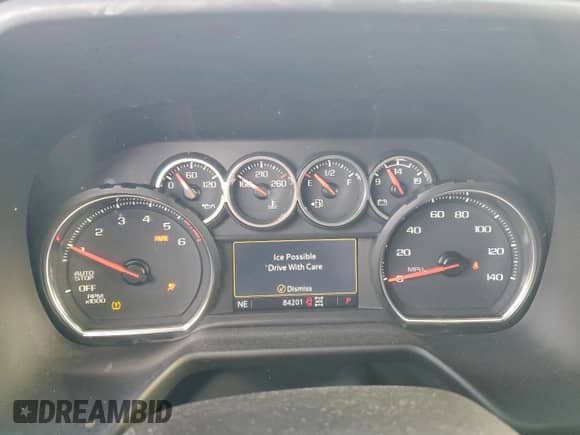 2021 Chevrolet Tahoe RST z VIN 1GNSKRKT8MR285506, wystawiony jako Copart lot #43118385 z przebiegiem 84 201 mil mil oraz Szkoda całkowita • Salvage title. Historia ofert i sprzedaży dostępna na DreamBid. Obrazek 9.