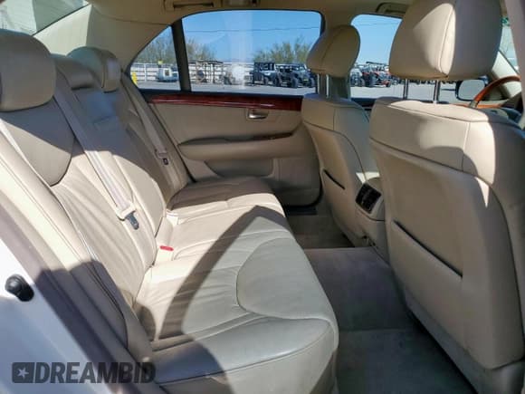✅ 2003 Lexus LS 430 • VIN: JTHBN30FX30094875 • Lot: 92619285. Listed on Copart with 188,141 mi. Free auction sales archive from the USA and detailed vehicle history report at DreamBid. Image 10.