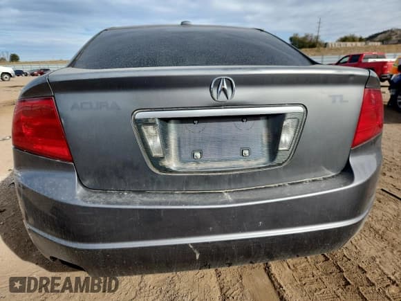 ✅ 2004 Acura TL • VIN: 19UUA66254A049559 • Lot: 91245365. Wystawiony na Copart z przebiegiem 249 015 mil. Bezpłatny archiwum sprzedaży aukcyjnych z USA i szczegółowy raport historii pojazdu na DreamBid. Zdjęcie 6.