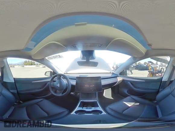 ✅ 2024 Tesla Model Y • VIN: 7SAYGDED7RF106609 • Lot: 82500405. Wystawiony na Copart z przebiegiem 33 574 mil. Bezpłatny archiwum sprzedaży aukcyjnych z USA i szczegółowy raport historii pojazdu na DreamBid. Zdjęcie 14.