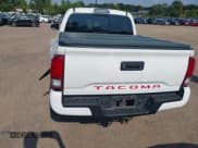 ✅ 2017 Toyota Tacoma SR5 • VIN: 3TMCZ5AN8HM092879 • Lot: 43062130. Listed on IAAI with 88,083 mi. Free auction sales archive from the USA and detailed vehicle history report at DreamBid. Image 16.