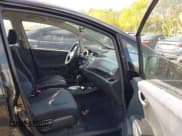 ✅ 2010 Honda Fit Sport • VIN: JHMGE8H4XAC014038 • Lot: 43580540. Wystawiony na IAAI z przebiegiem 168 862 mil. Bezpłatny archiwum sprzedaży aukcyjnych z USA i szczegółowy raport historii pojazdu na DreamBid. Zdjęcie 5.