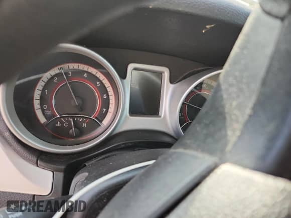 2011 Dodge Journey Mainstreet с VIN 3D4PG1FG0BT562171, выставлен на аукционе Copart как лот 80745355 с пробегом Не указан миль и Списание • Salvage title. История ставок и продаж доступна на DreamBid. Изображение 9.