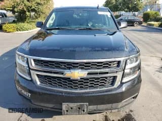 ✅ 2018 Chevrolet Suburban LT • VIN: 1GNSCHKC0JR160017 • Lot: 73940644. Wystawiony na Copart z przebiegiem 261 604 mil. Bezpłatny archiwum sprzedaży aukcyjnych z USA i szczegółowy raport historii pojazdu na DreamBid. Zdjęcie 5.