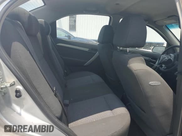 ✅ 2011 Chevrolet Aveo 2LT • VIN: KL1TG5DE6BB233777 • Lot: 59626225. Wystawiony na Copart z przebiegiem Nie podano. Bezpłatny archiwum sprzedaży aukcyjnych z USA i szczegółowy raport historii pojazdu na DreamBid. Zdjęcie 10.