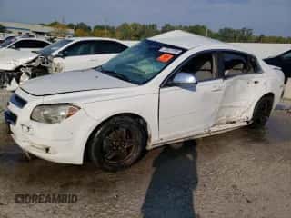 2009 Chevrolet Malibu 1FL z VIN 1G1ZG57B194123487, wystawiony jako Copart lot #72027995 z przebiegiem 182 347 mil mil oraz Nie do naprawy • Non repairable. Historia ofert i sprzedaży dostępna na DreamBid. Obrazek 1.