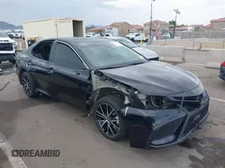 2023 Toyota Camry SE Nightshade с VIN 4T1T11AK0PU811053, выставлен на аукционе IAAI как лот 43381089 с пробегом 45 518 миль миль и . История ставок и продаж доступна на DreamBid. Изображение 1.