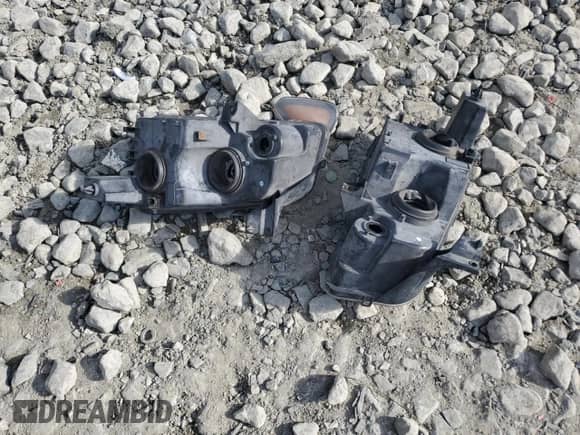 2006 Dodge Charger с VIN 2B3KA43GX6H185606, выставлен на аукционе Copart как лот 73749924 с пробегом 71 249 миль миль и Списание • Salvage title. История ставок и продаж доступна на DreamBid. Изображение 14.