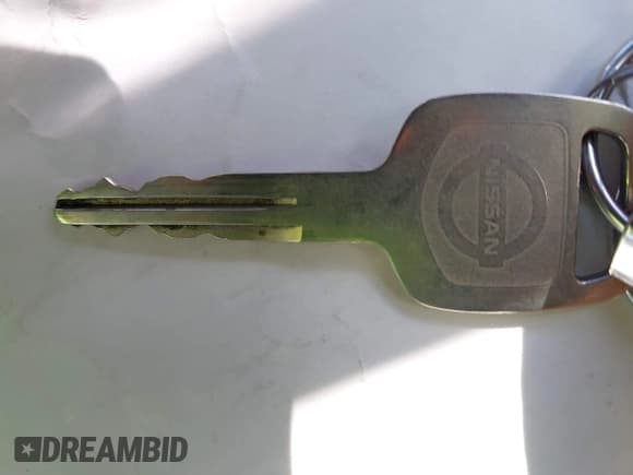 ✅ 2015 Nissan Versa S Plus • VIN: 3N1CN7AP9FL935809 • Lot: 43143515. Wystawiony na IAAI z przebiegiem 160 570 mil. Bezpłatny archiwum sprzedaży aukcyjnych z USA i szczegółowy raport historii pojazdu na DreamBid. Zdjęcie 11.