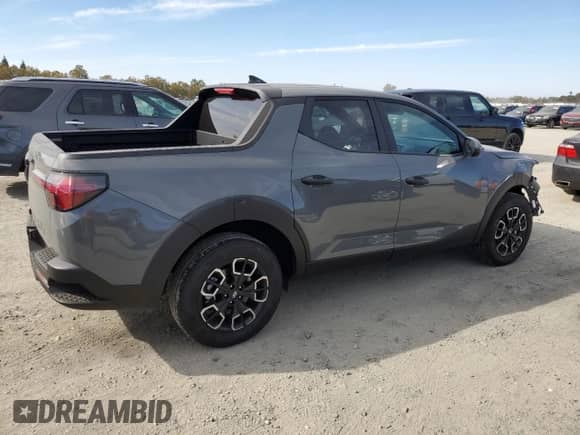 2024 Hyundai Santa Cruz SEL with VIN 5NTJB4DE2RH111310, listed as a Copart auction lot 77486214 with 4,934 mi miles and Salvage title. Bid and sale history available at DreamBid. Image 3.