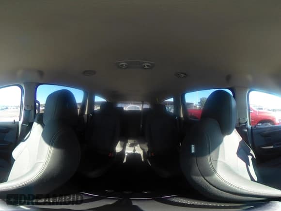 ✅ 2013 Chevrolet Traverse LT • VIN: 1GNKRGKD9DJ228707 • Lot: 43398452. Wystawiony na IAAI z przebiegiem 150 265 mil. Bezpłatny archiwum sprzedaży aukcyjnych z USA i szczegółowy raport historii pojazdu na DreamBid. Zdjęcie 18.