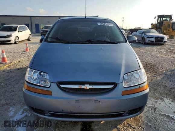 ✅ 2007 Chevrolet Aveo LS • VIN: KL1TD66657B725910 • Lot: 88521145. Wystawiony na Copart z przebiegiem 138 243 mil. Bezpłatny archiwum sprzedaży aukcyjnych z USA i szczegółowy raport historii pojazdu na DreamBid. Zdjęcie 5.