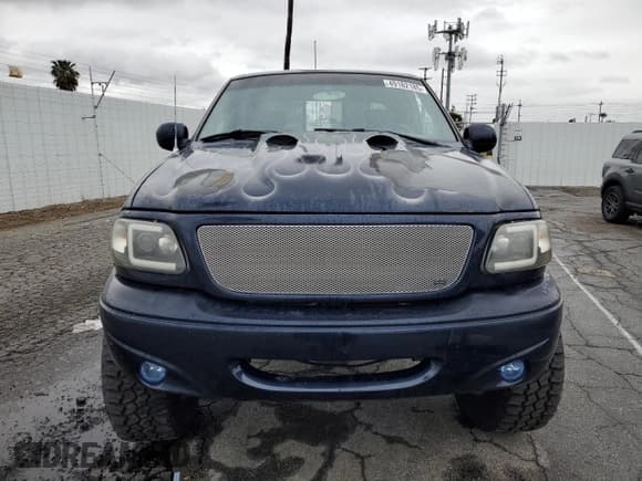 ✅ 2002 Ford F-150 • VIN: 1FTPX17L02NA71656 • Lot: 49182185. Wystawiony na Copart z przebiegiem 49 745 mil. Bezpłatny archiwum sprzedaży aukcyjnych z USA i szczegółowy raport historii pojazdu na DreamBid. Zdjęcie 5.