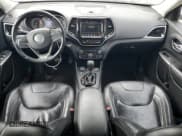 ✅ 2019 Jeep Cherokee Limited • VIN: 1C4PJMDX9KD232148 • Лот: 81234695. Опубликован ранее на Copart с пробегом 110 865 миль. Бесплатный доступ к архиву аукционных продаж из США и подробный отчёт об истории автомобиля на DreamBid. Изображение 8.