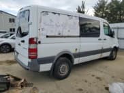 ✅ 2015 Freightliner Sprinter • VIN: WDRPE7DC4FP140811 • Lot: 85760585. Wystawiony na Copart z przebiegiem 414 120 mil. Bezpłatny archiwum sprzedaży aukcyjnych z USA i szczegółowy raport historii pojazdu na DreamBid. Zdjęcie 3.