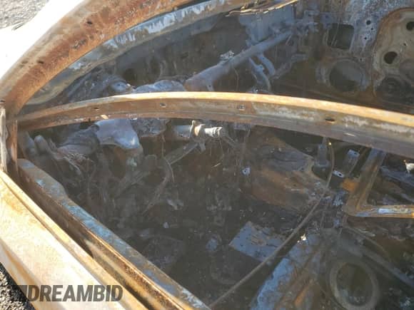 2013 Hyundai Genesis Coupe Grand Touring с VIN KMHHU6KJ9DU103542, выставлен на аукционе Copart как лот 80457374 с пробегом Не указан миль и Списание • Salvage title. История ставок и продаж доступна на DreamBid. Изображение 9.