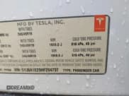 ✅ 2017 Tesla Model S 100D • VIN: 5YJSA1E29HF204797 • Lot: 41760296. Listed on IAAI with 92,587 mi. Free auction sales archive from the USA and detailed vehicle history report at DreamBid. Image 9.