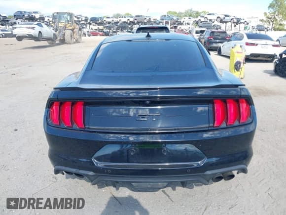 ✅ 2022 Ford Mustang GT • VIN: 1FA6P8CF2N5150891 • Lot: 43462257. Listed on IAAI with 29,927 mi. Free auction sales archive from the USA and detailed vehicle history report at DreamBid. Image 17.